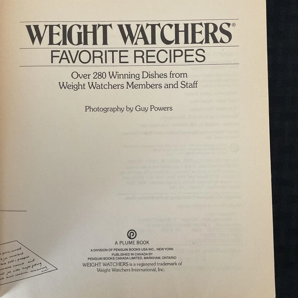 Vintage Weight Watchers Favorite Recipes Cookbook‎ Plume Softcover Low Calorie